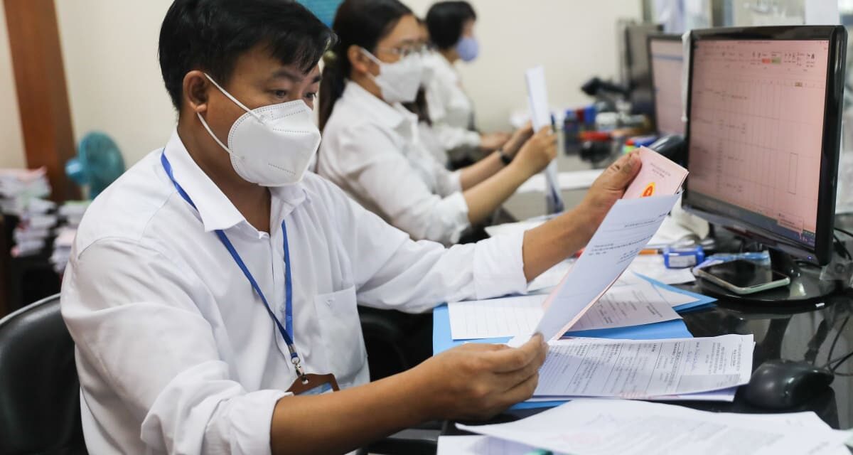 Thông báo tuyển dụng công chức, viên chức Thành phố Hồ Chí Minh từ nguồn sinh viên tốt nghiệp xuất sắc, cán bộ khoa học trẻ, năm 2023