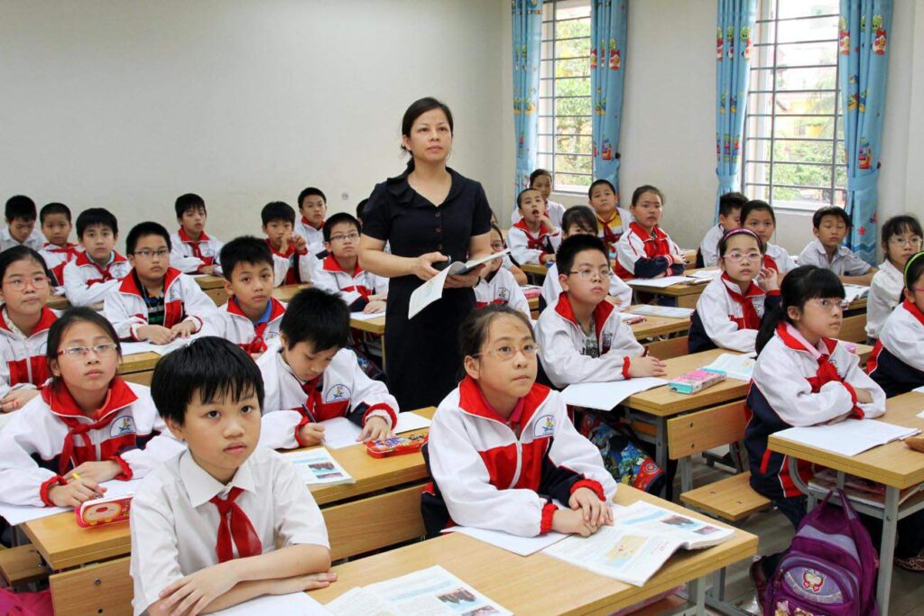 Quy định mới về năng lực ngoại ngữ của giáo viên tiểu học từ tháng 9/2025