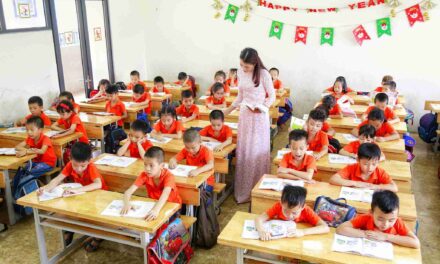 Quy định mới về năng lực ngoại ngữ của giáo viên tiểu học từ tháng 9/2025