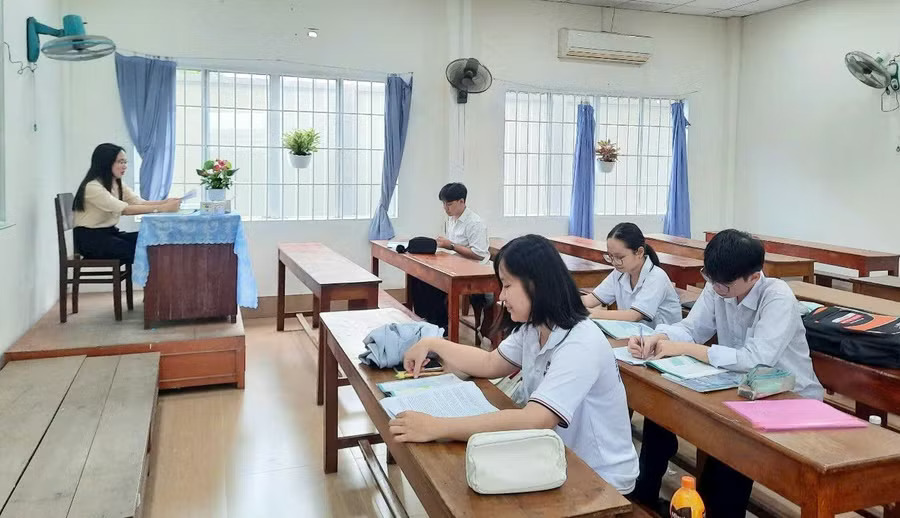 Định danh lại giáo viên giáo dục thường xuyên để ổn định đội ngũ
