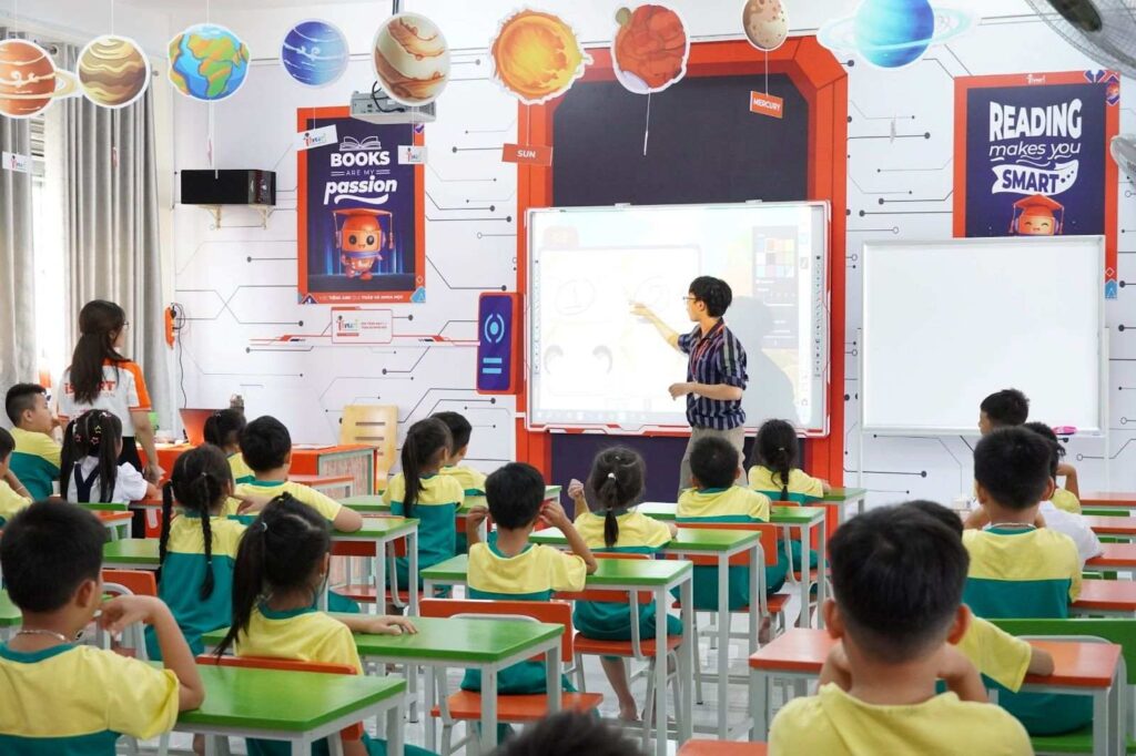 Lộ trình đưa tiếng Anh ngôn ngữ thứ hai vào trường học: Không áp chuẩn chung