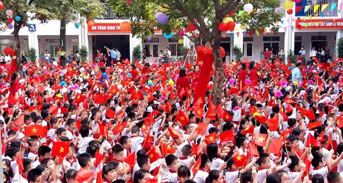 Bước ngoặt quản trị phát triển giáo dục trong năm học mới